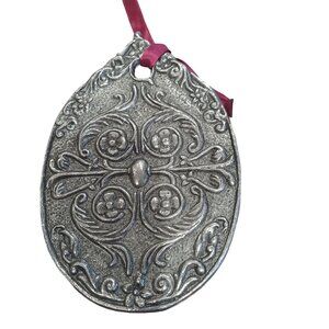 Vintage 1997 Grandmothers Love Pewter Tone Ornament Plaque Carson Statesmetal